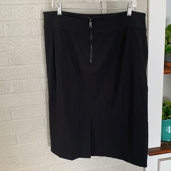 Burberry London Women's Size 20 Black Skirt Classic 98% Wool Lined Knee Length - Picture 2 of 14